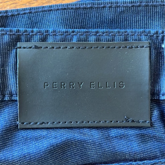 Perry Ellis men’s dress jeans. - Picture 2 of 5